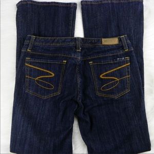 Re-Poshing 7 for all Mankind Jeans